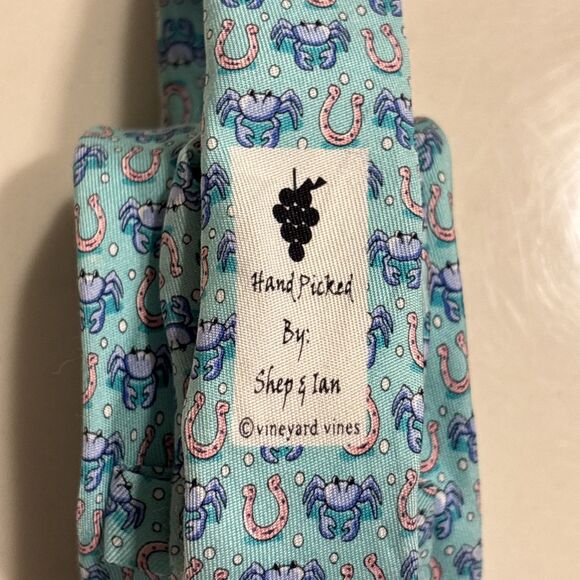 Vineyard Vines Silk Necktie Youth Boy's Crabs Horseshoe Blue Pink Preppy Resort - Picture 2 of 5